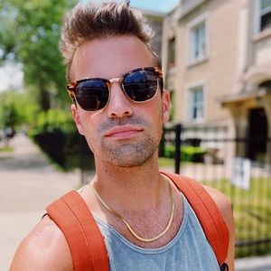 Meet your Posher, Evan